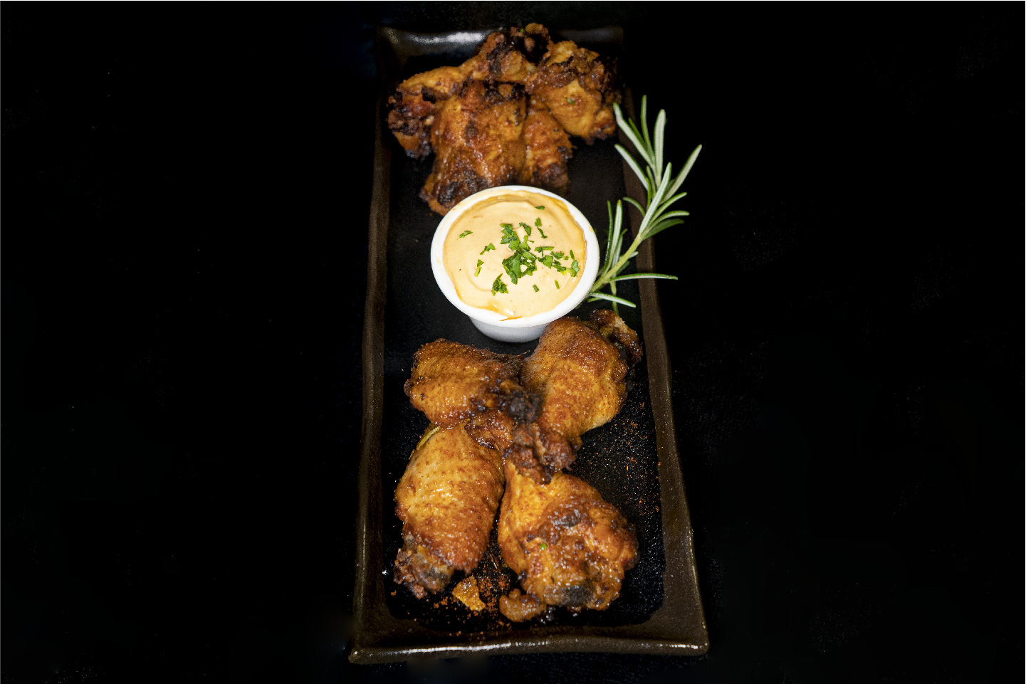CHICKEN WINGS